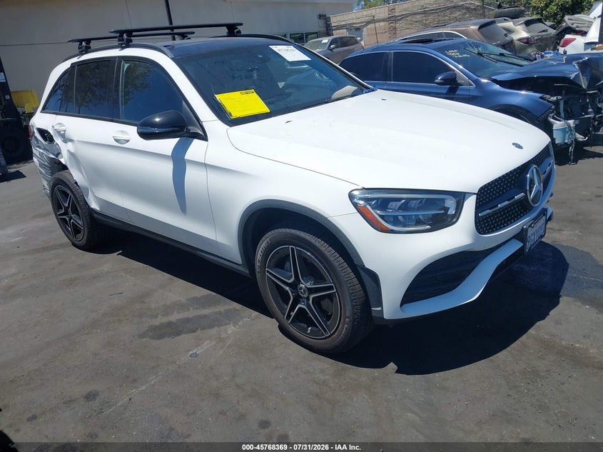2020 Mercedes-benz Glc VIN WDC0G8DB3LF737971 IAAI salvage auction — RIGHT REAR, Salvage Title, sold $8,200 on 2026-08-07 (photo 1)