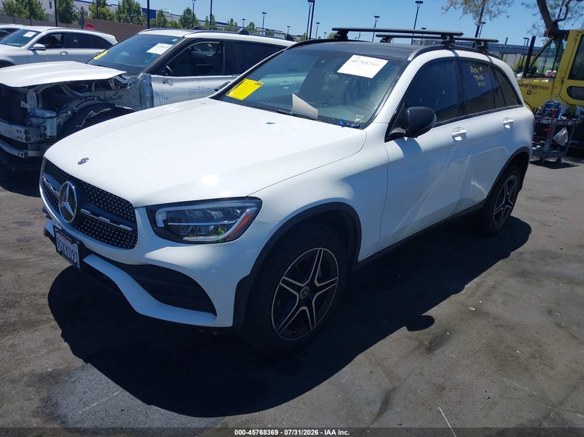 2020 Mercedes-benz Glc VIN WDC0G8DB3LF737971 IAAI salvage auction — RIGHT REAR, Salvage Title, sold $8,200 on 2026-08-07 (photo 2)
