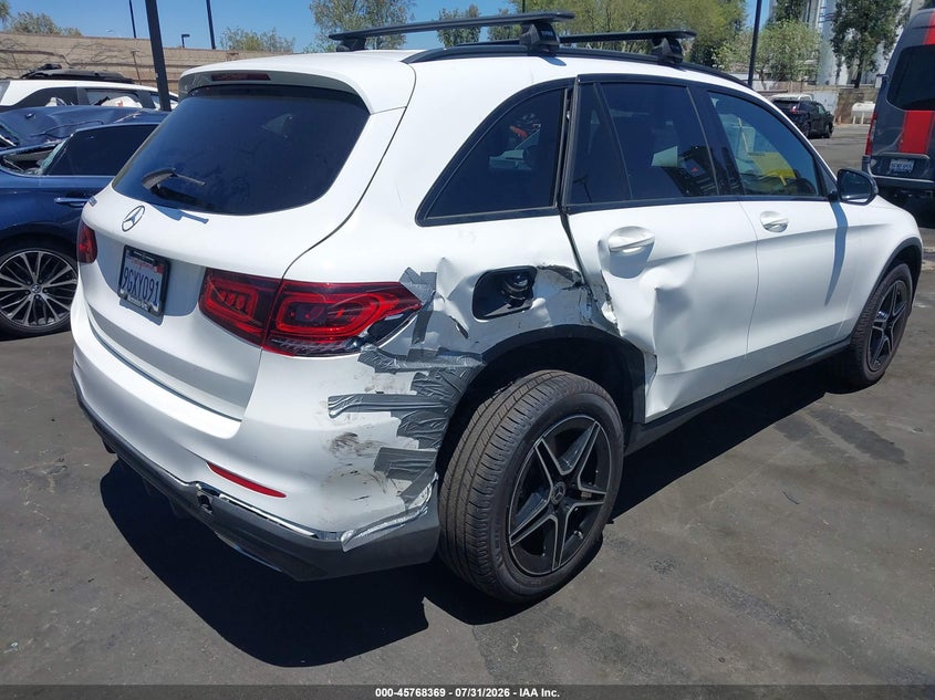2020 Mercedes-benz Glc VIN WDC0G8DB3LF737971 IAAI salvage auction — RIGHT REAR, Salvage Title, sold $8,200 on 2026-08-07 (photo 4)