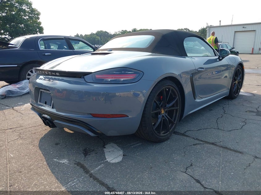 2025 Porsche 718 boxster VIN WP0CB2A86SK226011 IAAI salvage auction — WATER/FLOOD, Salvage Title, sold $55,250 on 2026-09-01 (photo 4)