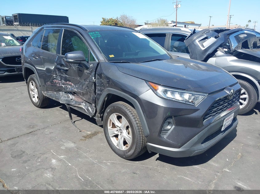 2020 Toyota Rav 4 VIN 2T3W1RFV4LC045457 — IAAI salvage auction photo