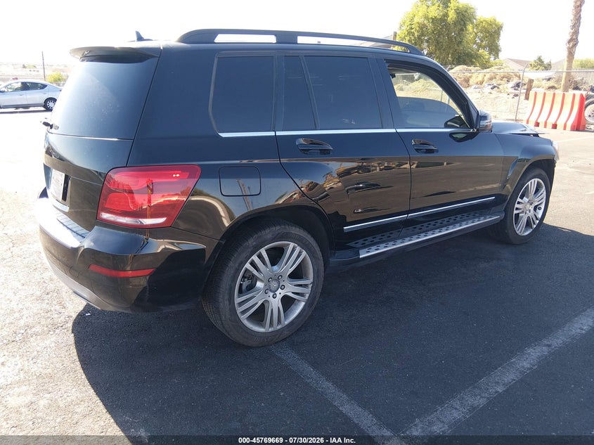 2015 Mercedes-benz Glk-klasse VIN WDCGG5HB6FG344312 IAAI salvage auction — FRONT END, Salvage Title, sold $3,000 on 2026-08-19 (photo 4)
