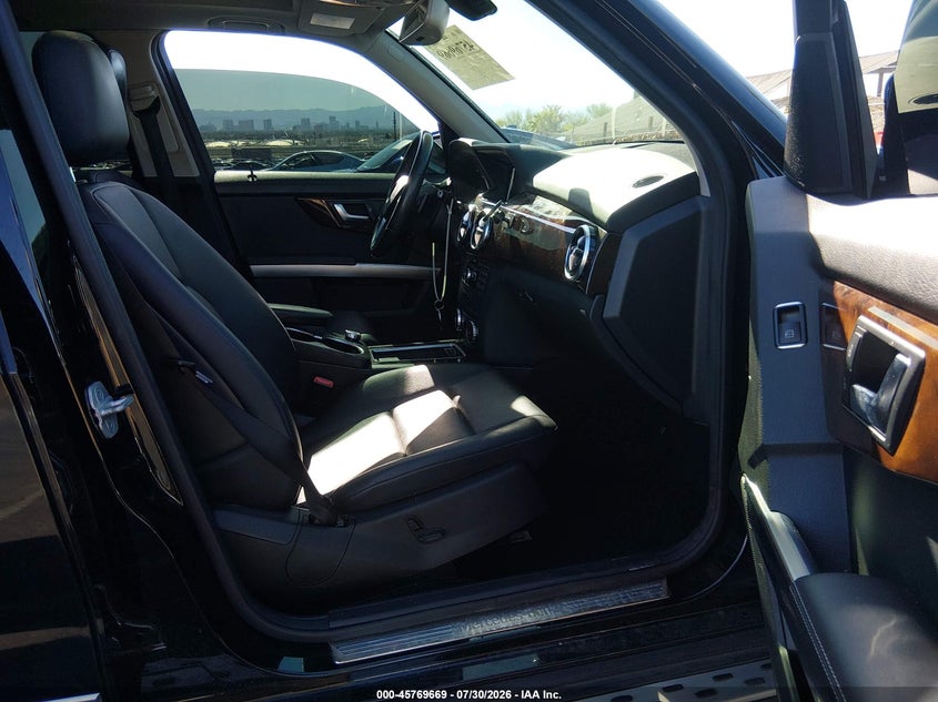 2015 Mercedes-benz Glk-klasse VIN WDCGG5HB6FG344312 IAAI salvage auction — FRONT END, Salvage Title, sold $3,000 on 2026-08-19 (photo 5)