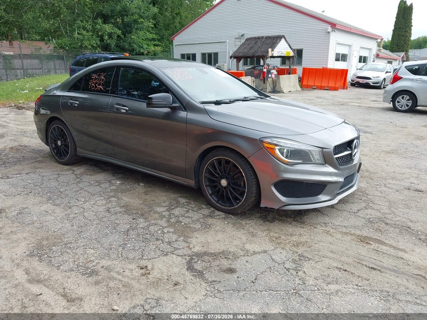2014 Mercedes-benz Cla-klasse VIN WDDSJ4GB9EN081553 IAAI salvage auction — NORMAL WEAR, Salvage Title, sold $2,250 on 2026-08-10 (photo 1)