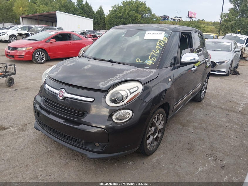 2014 Fiat 500l VIN ZFBCFACH1EZ019794 IAAI salvage auction — NORMAL WEAR, Salvage Title, sold $250 on 2026-08-05 (photo 2)