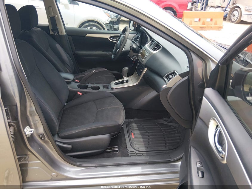2015 Nissan Sentra VIN 3N1AB7AP5FY368422 IAAI salvage auction — LEFT SIDE, Salvage Title, sold $600 on 2026-08-21 (photo 5)