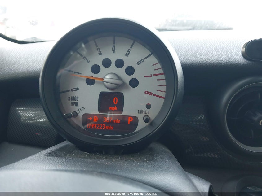 2013 Mini Hard top VIN WMWSV3C51DT396170 IAAI salvage auction — NORMAL WEAR, Wait Title, sold $600 on 2026-08-15 (photo 7)