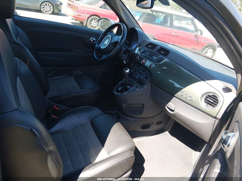 2013 Fiat 500 VIN 3C3CFFBR5DT663426 IAAI salvage auction — RIGHT FRONT, Salvage Title, sold $475 on 2026-08-13 (photo 5)