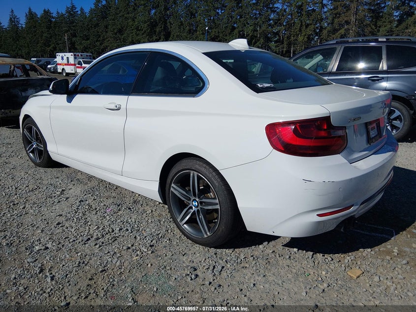 2017 BMW 2er VIN WBA2H9C35HV642222 IAAI salvage auction — FRONT END, Wait Title, sold $4,650 on 2026-08-14 (photo 3)