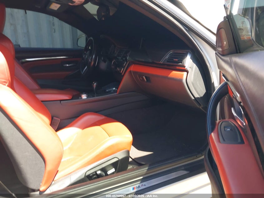 2016 BMW M4 VIN WBS3R9C59GK336848 IAAI salvage auction — REAR END, Salvage Title, sold $12,800 on 2026-08-20 (photo 5)