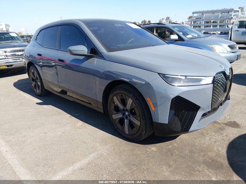 2024 BMW Ix VIN WB523CF07RCR20854 — IAAI salvage auction photo