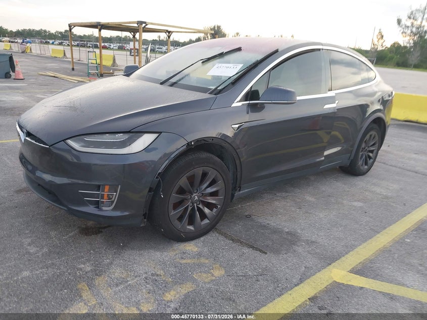 2018 Tesla Model x VIN 5YJXCDE26JF119665 IAAI salvage auction — STRIPPED, Wait Title, sold $7,200 on 2026-08-20 (photo 2)