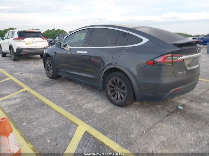 2018 Tesla Model x VIN 5YJXCDE26JF119665 IAAI salvage auction — STRIPPED, Wait Title, sold $7,200 on 2026-08-20 (photo 3)