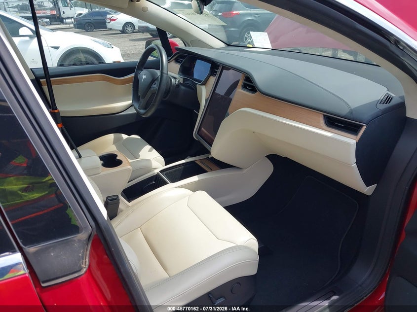 2018 Tesla Model x VIN 5YJXCBE23JF121877 IAAI salvage auction — FRONT END, Clear (Florida), sold $11,900 on 2026-08-19 (photo 5)