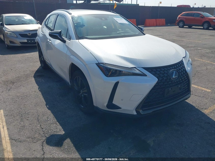 2021 Lexus Ux VIN JTHP9JBH7M2047418 IAAI salvage auction — LEFT SIDE, Salvage Title, sold $12,200 on 2026-08-24 (photo 1)