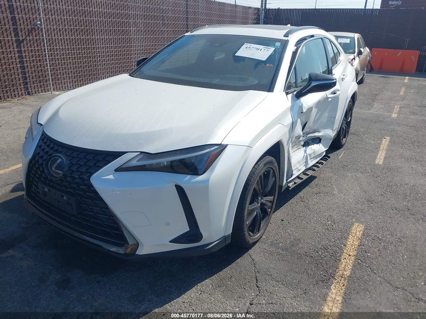 2021 Lexus Ux VIN JTHP9JBH7M2047418 IAAI salvage auction — LEFT SIDE, Salvage Title, sold $12,200 on 2026-08-24 (photo 2)