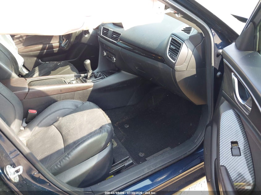 2018 Mazda 3 VIN 3MZBN1M3XJM162640 IAAI salvage auction — LEFT REAR, Wait Title, sold $0 on 2026-09-20 (photo 5)