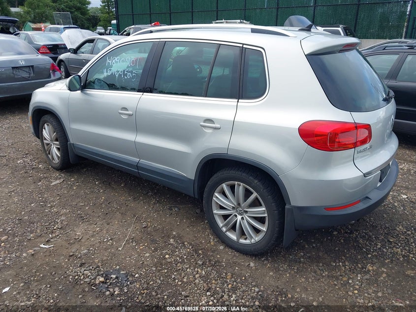 2012 Volkswagen Tiguan VIN WVGAV7AX8CW522544 IAAI salvage auction — FRONT END, Salvage Title, sold $525 on 2026-08-20 (photo 3)