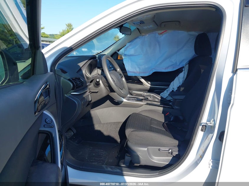 2025 Mitsubishi Eclipse cross VIN JA4ATVAA3SZ006318 IAAI salvage auction — SIDE, Wait Title, sold $7,450 on 2026-09-02 (photo 5)