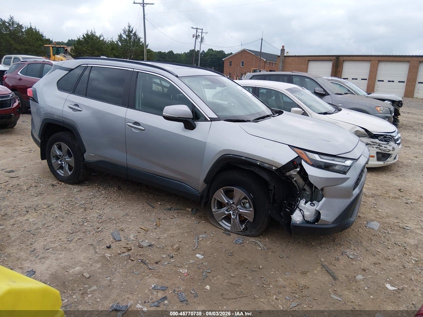 2024 Toyota Rav 4 VIN 2T3RWRFV3RW243758 — IAAI salvage auction photo