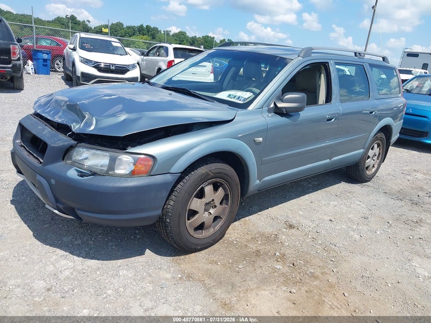 2002 Volvo V70 VIN YV1SZ58D721076597 IAAI salvage auction — FRONT END, Salvage (Pennsylvania), sold $375 on 2026-08-19 (photo 2)