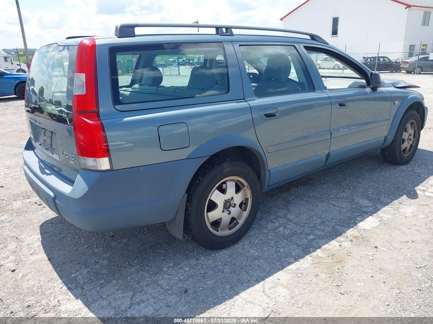 2002 Volvo V70 VIN YV1SZ58D721076597 IAAI salvage auction — FRONT END, Salvage (Pennsylvania), sold $375 on 2026-08-19 (photo 4)
