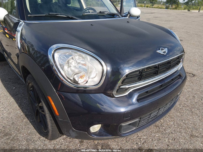 2015 Mini Countryman VIN WMWZC3C55FWT04841 IAAI salvage auction — NORMAL WEAR, Clear (Florida), sold $300 on 2026-08-13 (photo 6)