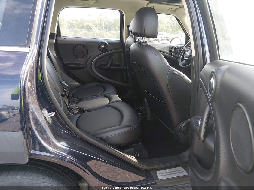 2015 Mini Countryman VIN WMWZC3C55FWT04841 IAAI salvage auction — NORMAL WEAR, Clear (Florida), sold $300 on 2026-08-13 (photo 8)