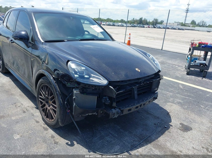 2016 Porsche Cayenne VIN WP1AD2A27GLA72731 IAAI salvage auction — RIGHT SIDE, Wait Title, sold $7,200 on 2026-09-17 (photo 6)