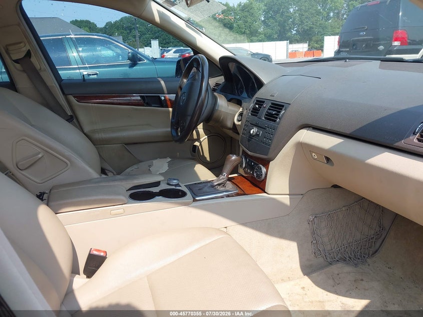2011 Mercedes-benz C class VIN WDDGF5EB1BR170456 IAAI salvage auction — NORMAL WEAR, Repossession Paperwork (Georgia), sold $1,000 on 2026-08-19 (photo 5)