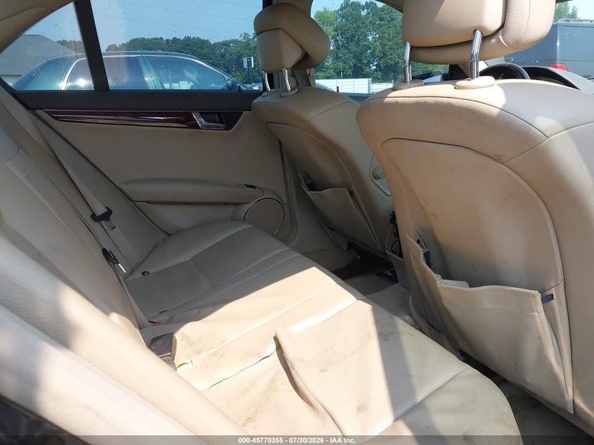 2011 Mercedes-benz C class VIN WDDGF5EB1BR170456 IAAI salvage auction — NORMAL WEAR, Repossession Paperwork (Georgia), sold $1,000 on 2026-08-19 (photo 8)