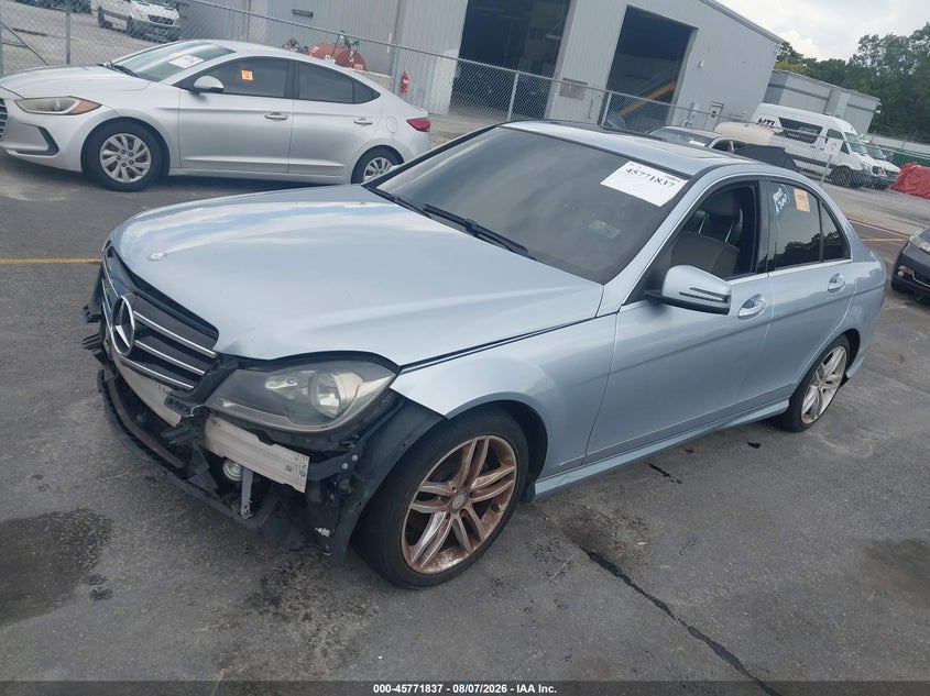 2014 Mercedes-benz C-klasse VIN WDDGF4HB1EG211321 IAAI salvage auction — NORMAL WEAR, Repossession Paperwork (Georgia), sold $250 on 2026-08-12 (photo 2)