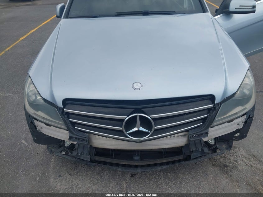 2014 Mercedes-benz C-klasse VIN WDDGF4HB1EG211321 IAAI salvage auction — NORMAL WEAR, Repossession Paperwork (Georgia), sold $250 on 2026-08-12 (photo 6)