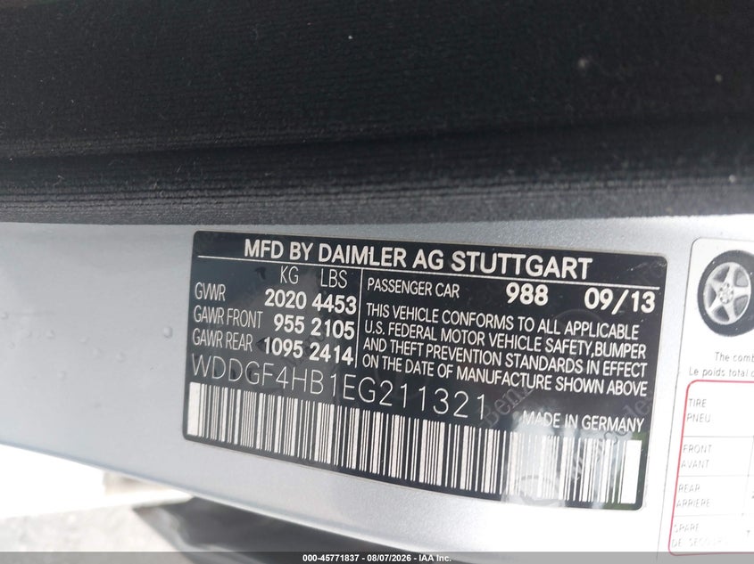 2014 Mercedes-benz C-klasse VIN WDDGF4HB1EG211321 IAAI salvage auction — NORMAL WEAR, Repossession Paperwork (Georgia), sold $250 on 2026-08-12 (photo 9)