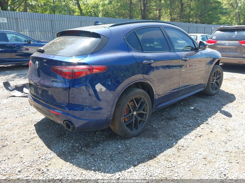 2020 Alfa romeo Stelvio VIN ZASPAKBN7L7C98968 IAAI salvage auction — ALL OVER, Salvage Title, sold $4,200 on 2026-09-27 (photo 4)