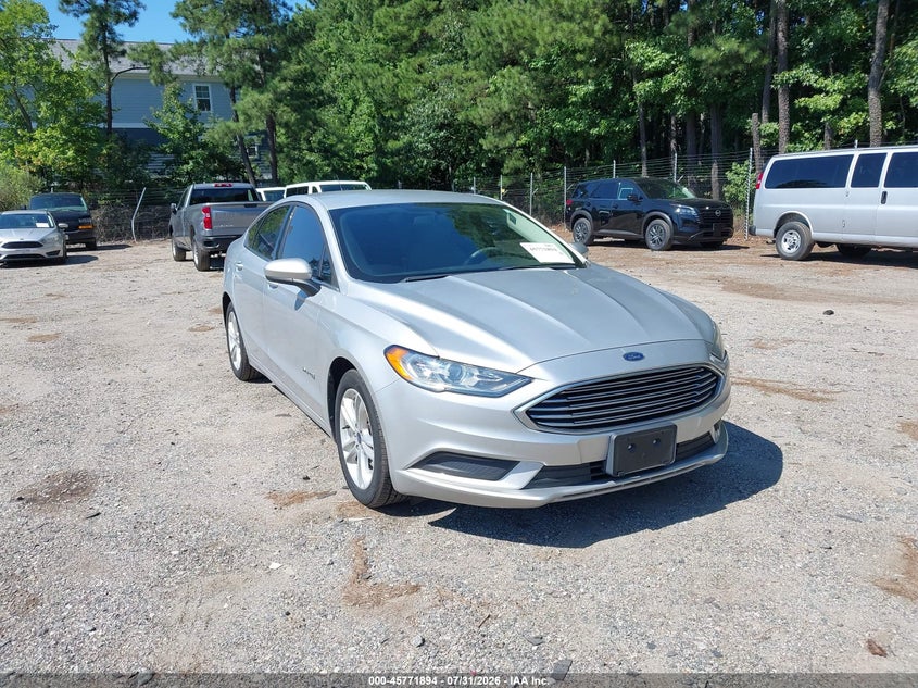 2018 Ford Fusion VIN 3FA6P0UU6JR281943 — IAAI salvage auction photo