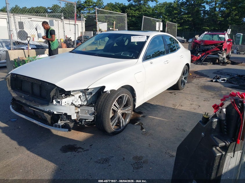 2022 Volvo S60 VIN 7JRH60FL9NG193140 IAAI salvage auction — FRONT & REAR, Salvage Title, sold $8,900 on 2026-08-16 (photo 2)