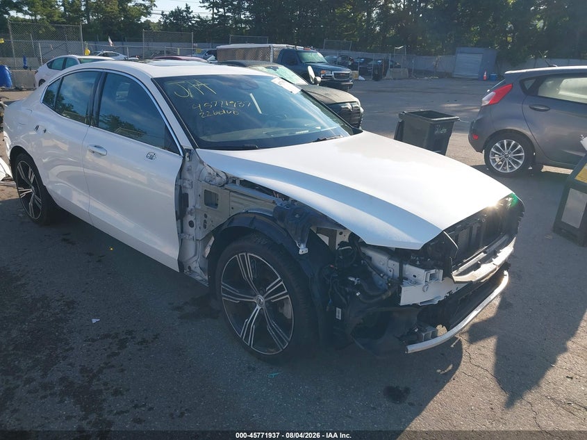 2022 Volvo S60 VIN 7JRH60FL9NG193140 IAAI salvage auction — FRONT & REAR, Salvage Title, sold $8,900 on 2026-08-16 (photo 6)