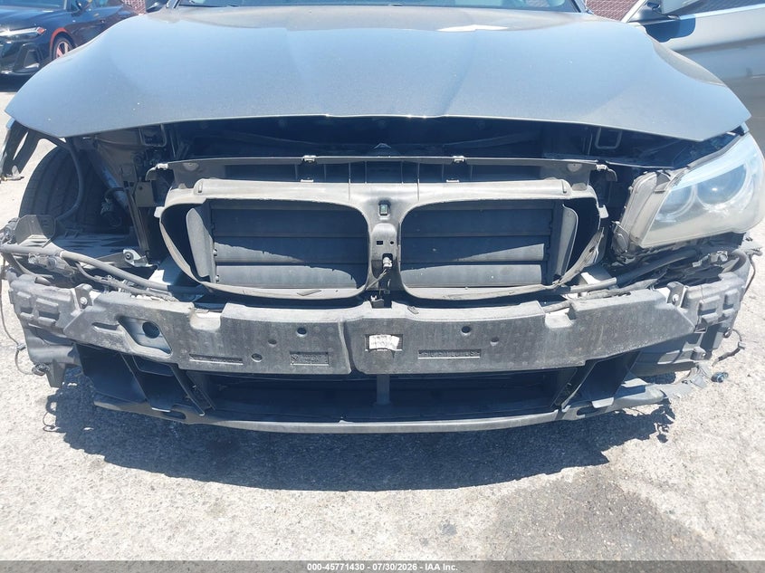 2015 BMW 5er VIN WBA5B1C56FD922526 IAAI salvage auction — FRONT END, Salvage Title, sold $1,850 on 2026-08-17 (photo 6)