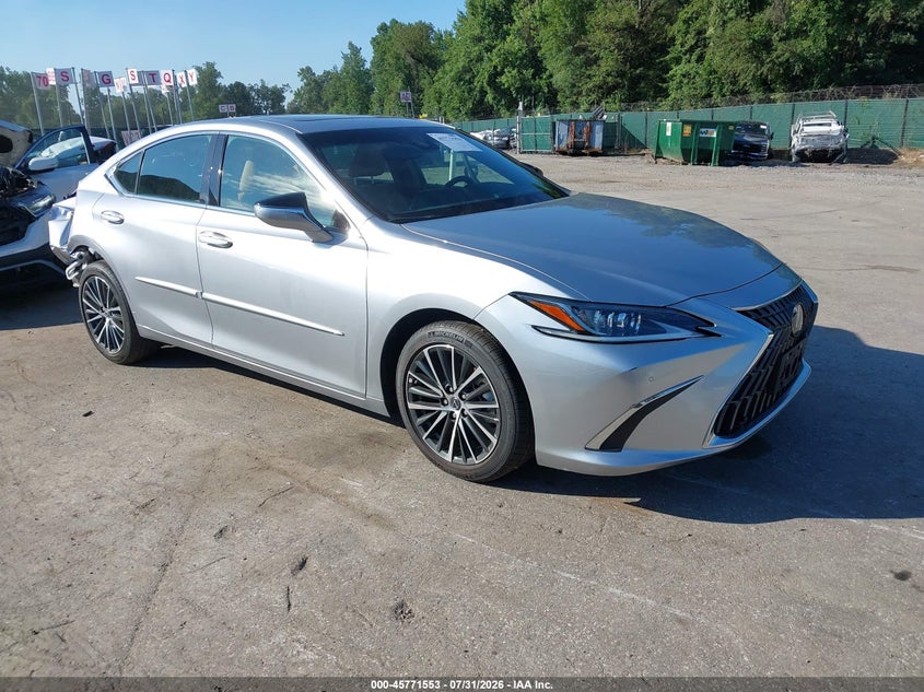 2025 Lexus ES VIN 58ADA1C14SU071811 — IAAI salvage auction photo