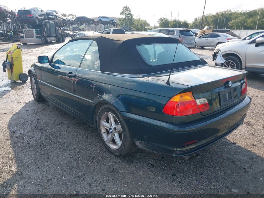2003 BMW 3 series VIN WBABS33403PG90220 IAAI salvage auction — FRONT END, Rebuildable (Florida), sold $1,125 on 2026-08-18 (photo 3)