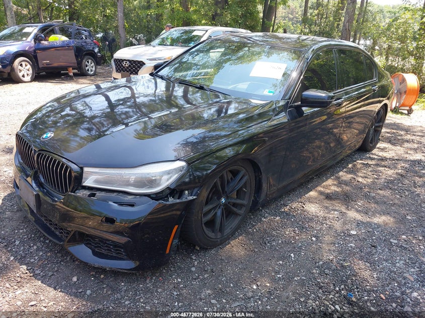 2018 BMW 7er VIN WBA7F2C58JG423866 IAAI salvage auction — LEFT FRONT, Clear (Virginia), sold $4,300 on 2026-08-04 (photo 2)