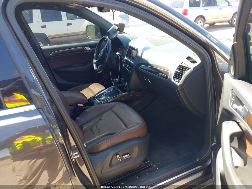 2014 Audi Q5 VIN WA1LFAFP6EA118846 IAAI salvage auction — RIGHT FRONT, Clear (New Mexico), sold $200 on 2026-09-14 (photo 5)