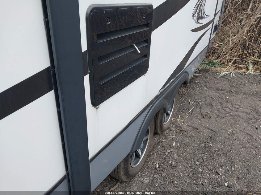 2017 VIN 58TTU3324H3027854 IAAI salvage auction — Storm Damage, Clear, sold $5,000 on 2026-10-13 (photo 6)