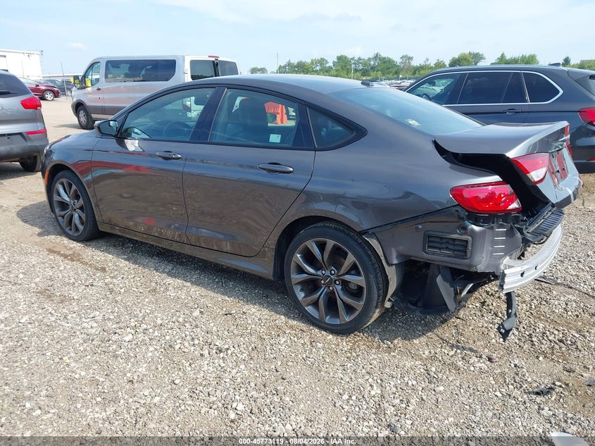 2015 Chrysler 200 VIN 1C3CCCBB6FN614328 IAAI salvage auction — REAR END, Salvage Title, sold $625 on 2026-08-30 (photo 3)