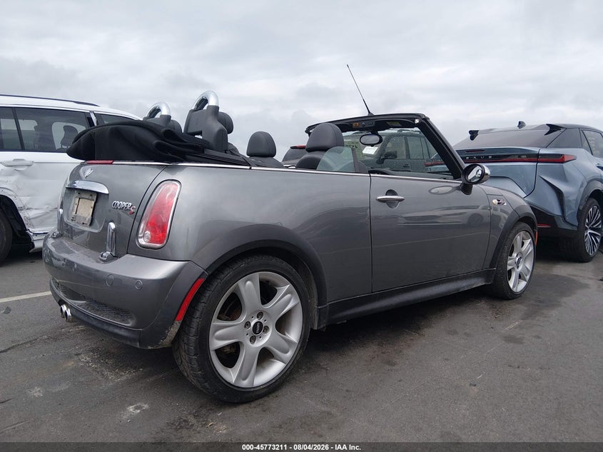 2007 Mini Cooper VIN WMWRH33537TJ44561 IAAI salvage auction — NORMAL WEAR, Clear (North Carolina), sold $400 on 2026-08-12 (photo 4)