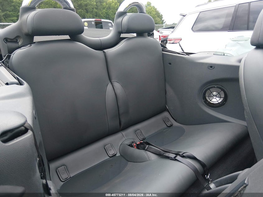 2007 Mini Cooper VIN WMWRH33537TJ44561 IAAI salvage auction — NORMAL WEAR, Clear (North Carolina), sold $400 on 2026-08-12 (photo 8)