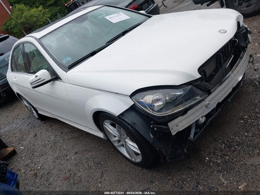 2014 Mercedes-benz C-klasse VIN WDDGF8AB7EG247421 IAAI salvage auction — FRONT END, Salvage Title, sold $2,450 on 2026-08-13 (photo 1)