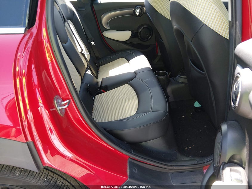 2022 Mini Hard top VIN WMW53DK05N2R65074 IAAI salvage auction — WATER/FLOOD, Salvage Title, sold $5,500 on 2026-08-15 (photo 8)