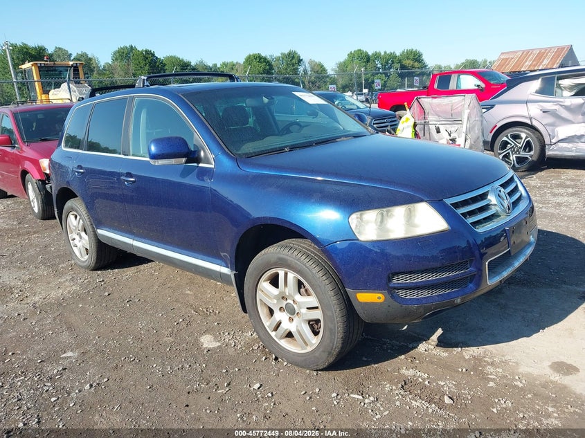 2004 Volkswagen Touareg VIN WVGCM67L64D013611 IAAI salvage auction — NORMAL WEAR, Clear (New York), sold $550 on 2026-08-06 (photo 1)